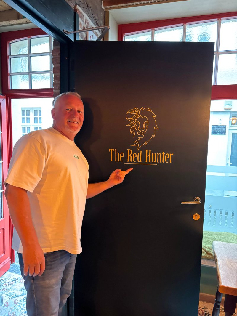 The Red Hunter