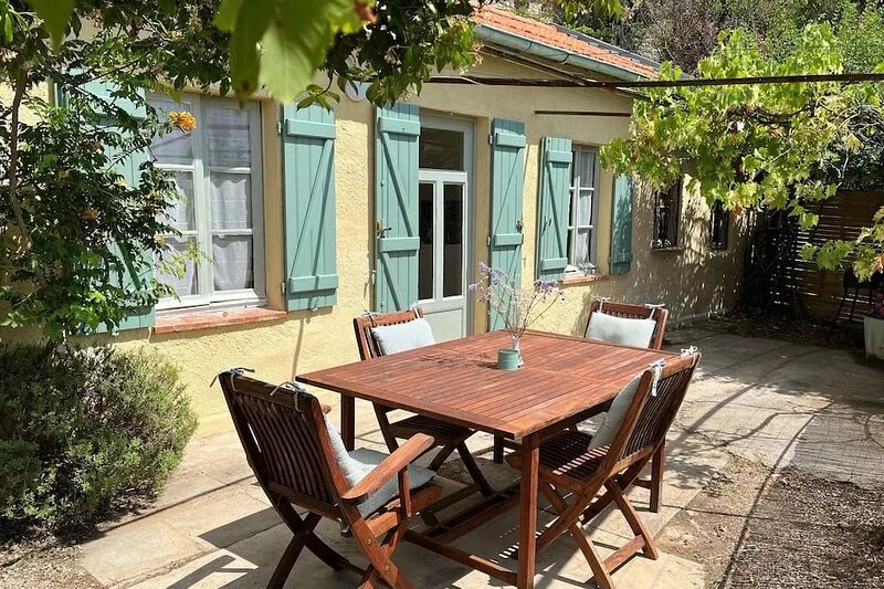 Charming provençal house with private plunge pool and garden near to Grasse