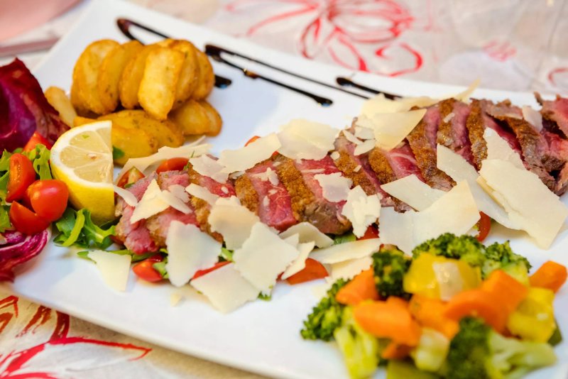 Alumix Cafe Ristorante Pizzeria
