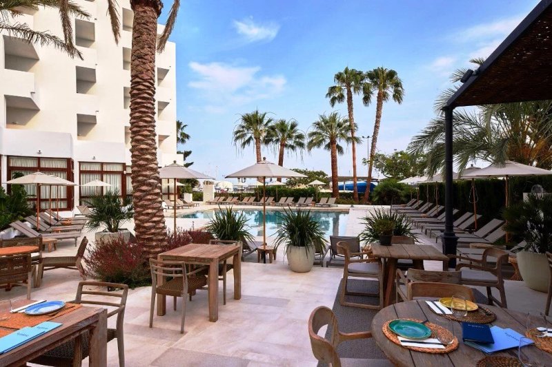Hotel Tres Torres