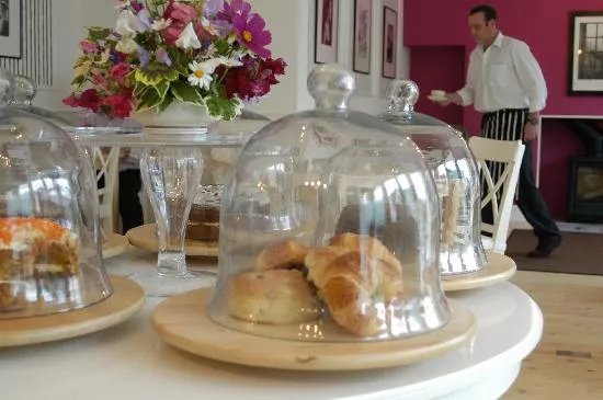 Beatons Tearooms - Tisbury