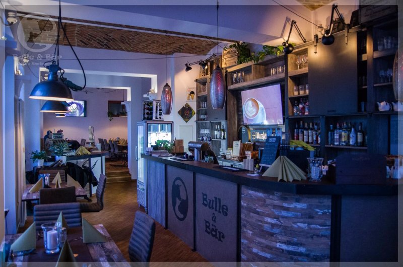 Bulle & Bar Cafe & Restaurant