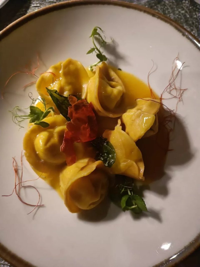 Ruvi Restaurant