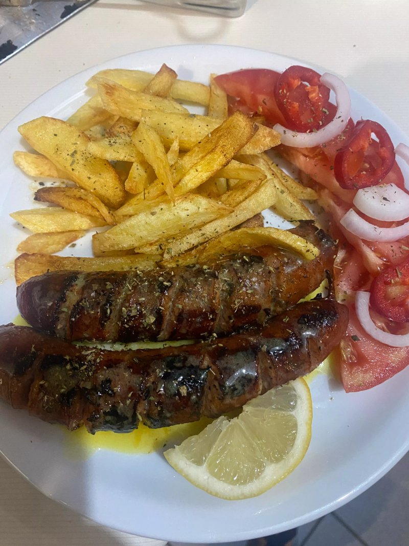 Rozina and Pavlos Taverna