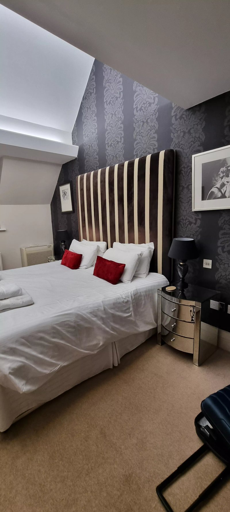 The Kings Head Country Hotel