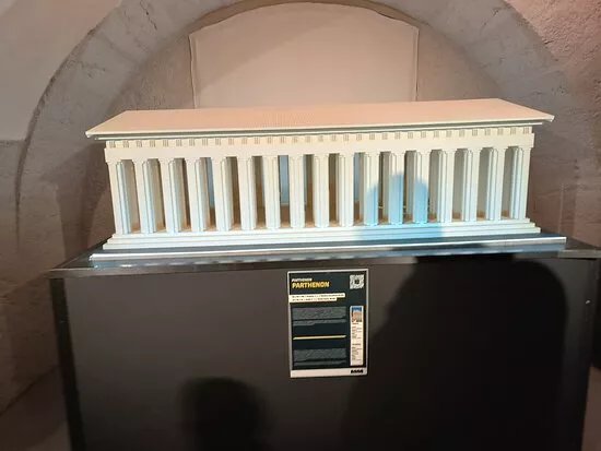 The Art Of The Brick Lyon