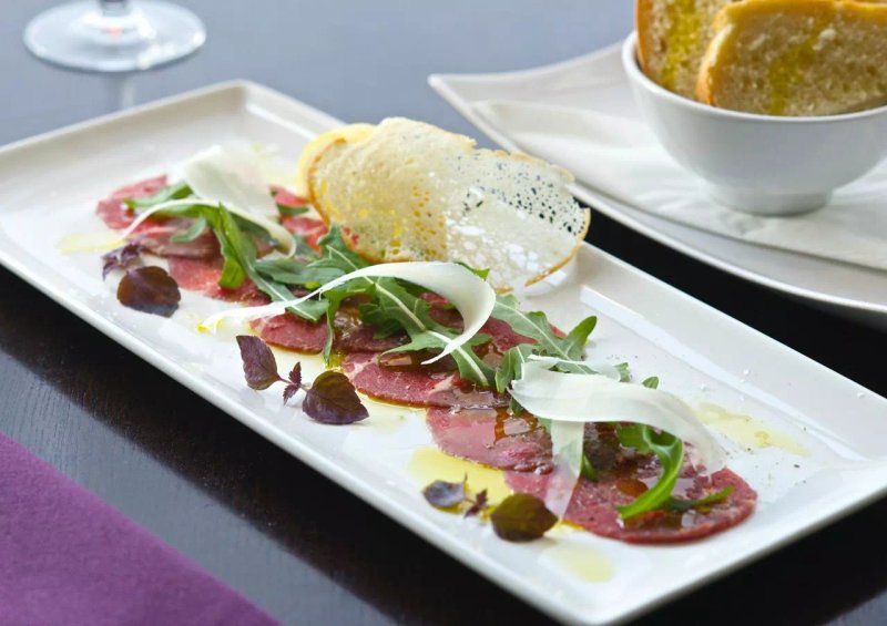 Dominik's Restaurant