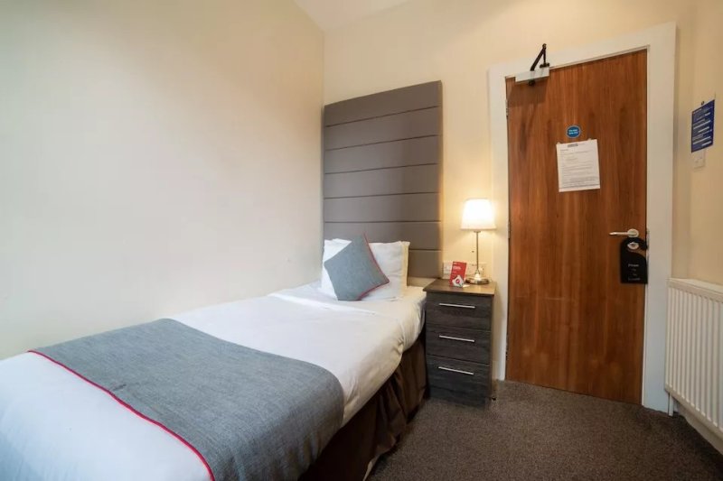 OYO The Ivory Hotel