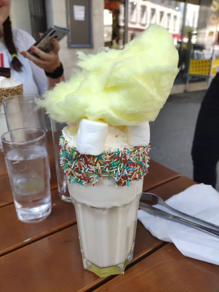 Mile's Diner
