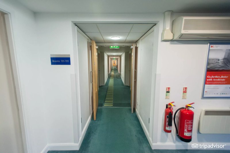 Holiday Inn Express London - Newbury Park, an IHG hotel