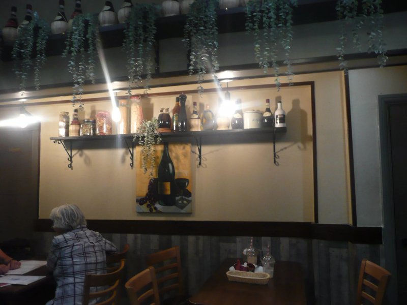 Mimos Cafe Bar