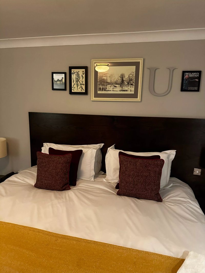 The Greyhound Hotel