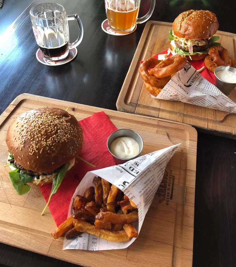 Zelva beers & burgers
