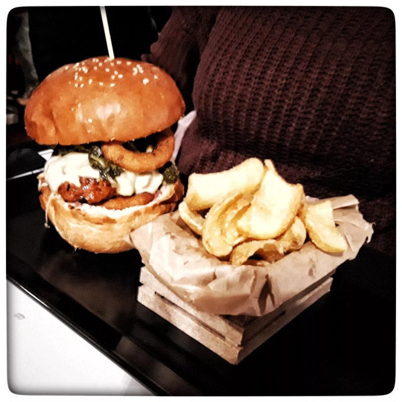 Wanda Rei Burger Gourmet