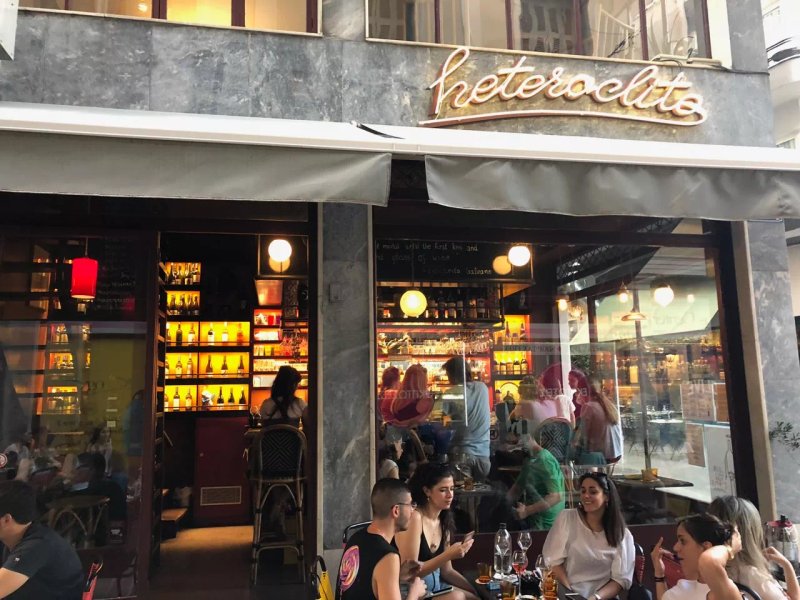 Heteroclito Wine Bar