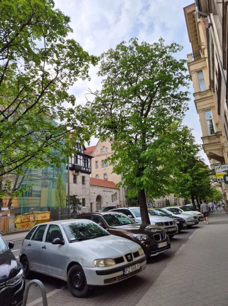 77 Ul Kosciuszki Building