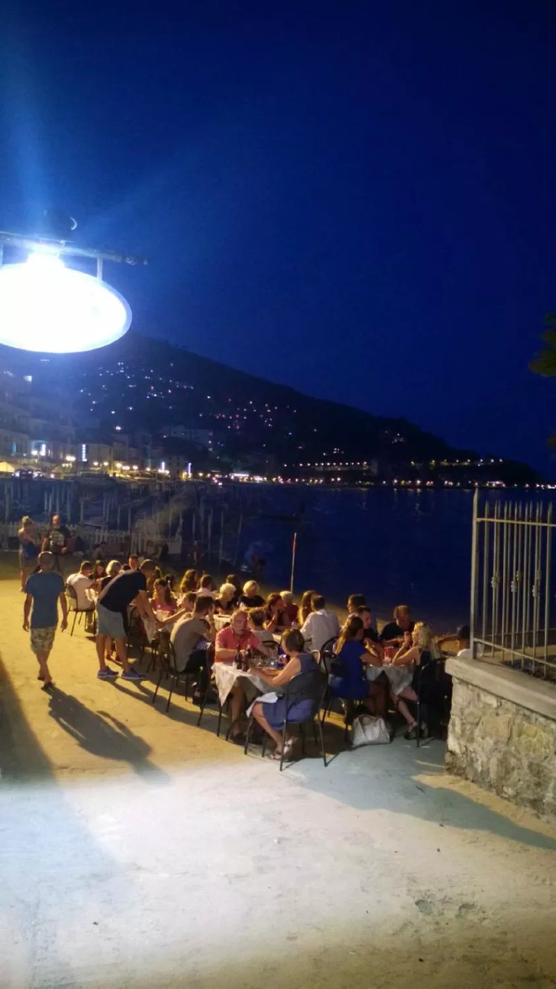 Pizzeria La Lanterna