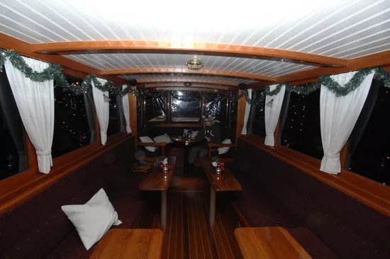 Boat rental company de Nederlanden