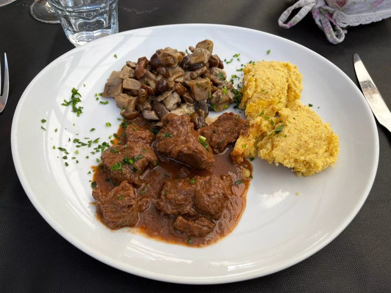 Ristorante Pizzeria Ampola