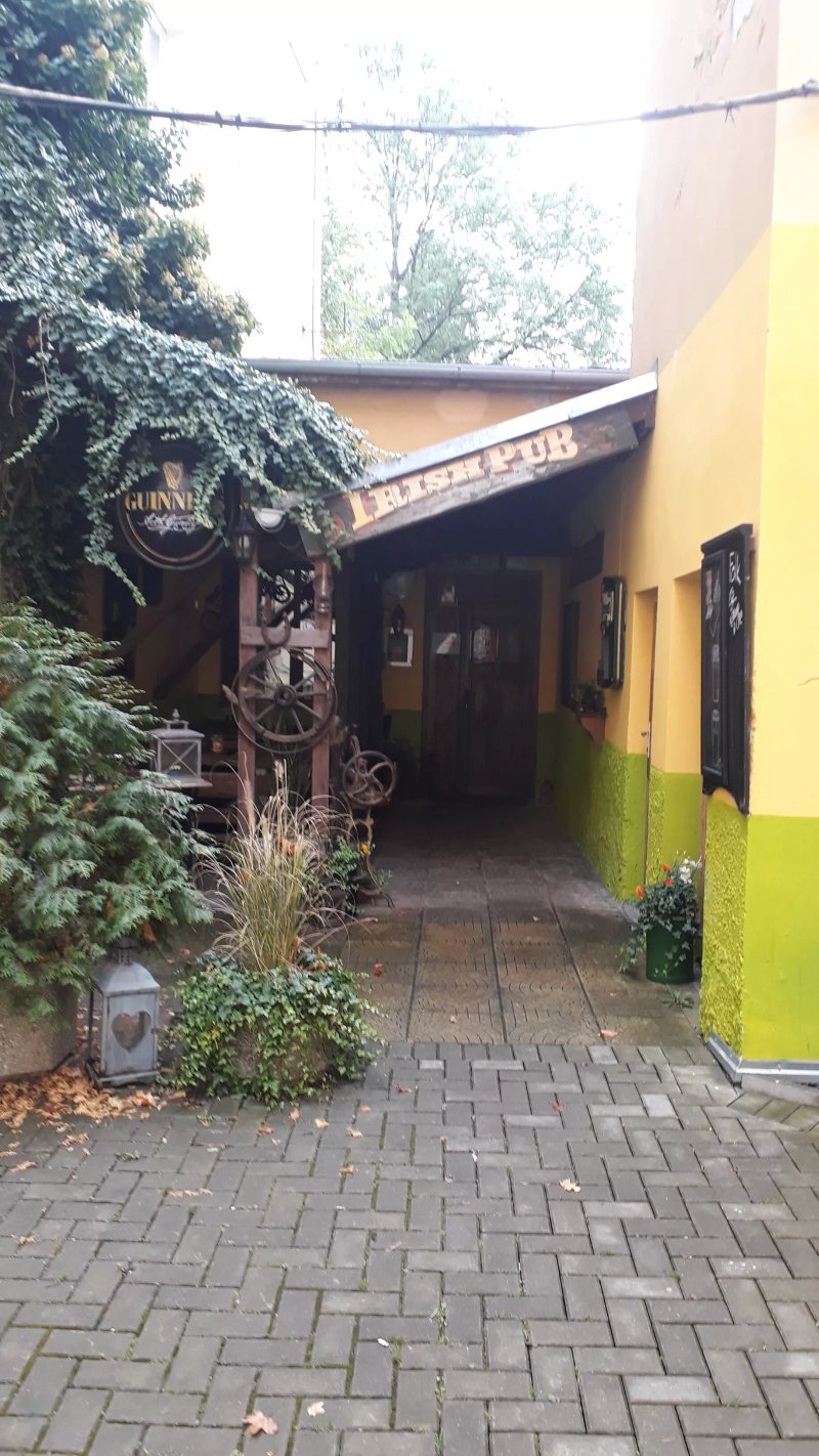 Irish Pub