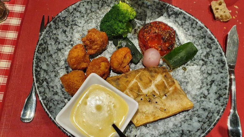 La Paillotte Comtoise Restaurant