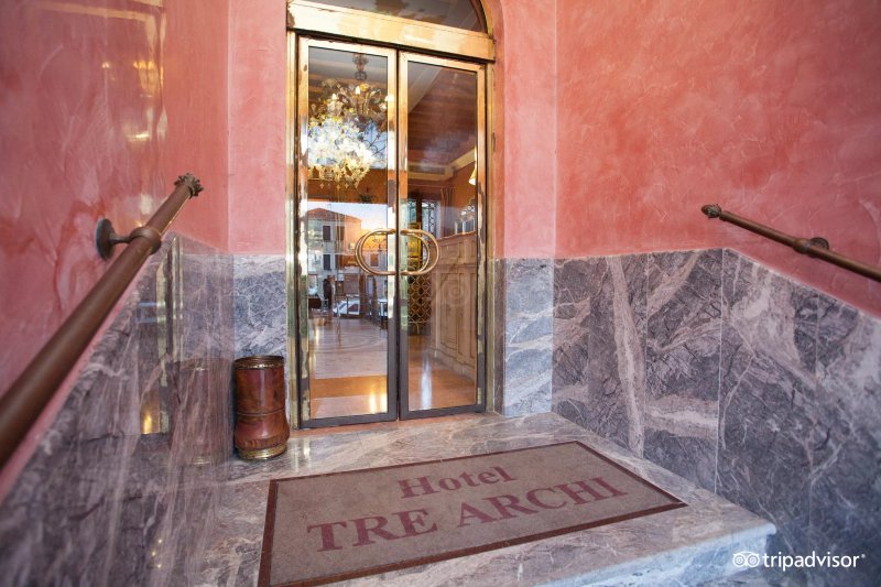 Hotel Tre Archi