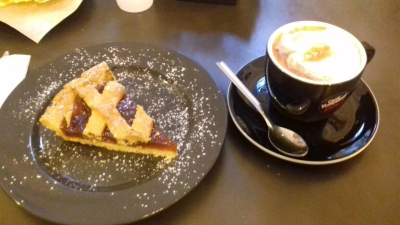 Pan and cake