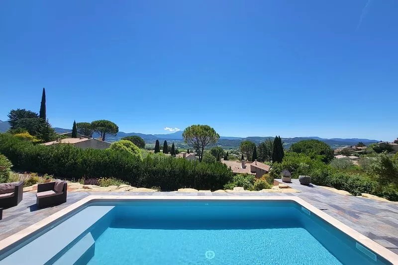 Beautiful villa with SWIMMING POOL and PANORAMIC VIEW - Residential setting