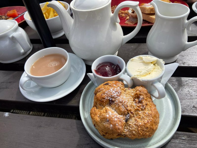 Louis' Tea Room