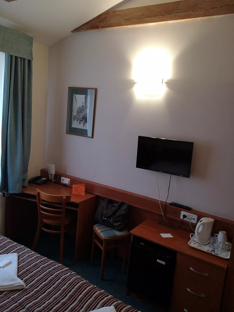 Alton Hotel