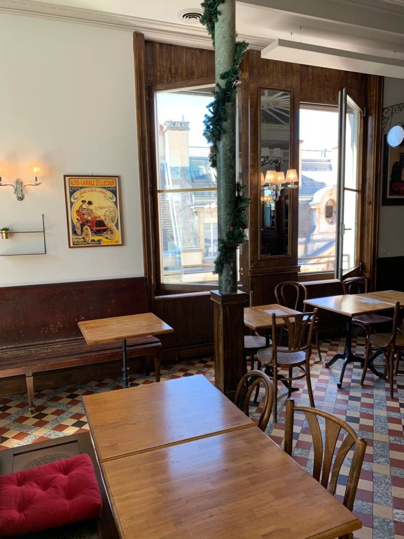Cafe Mozart