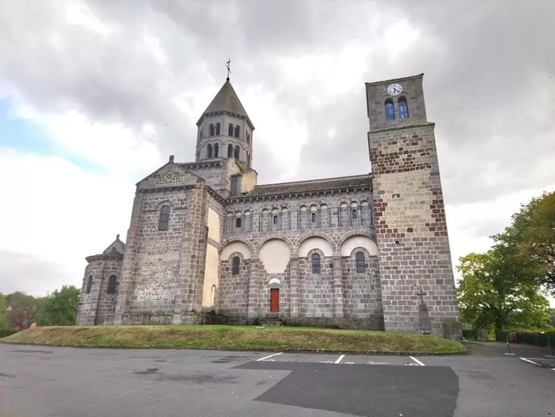 Basilique Notre-Dame d'Orcival