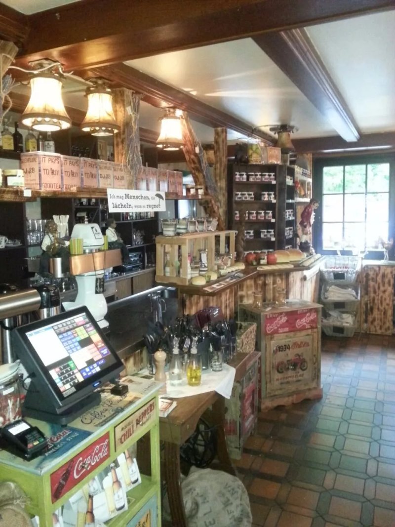 Frankis Hutte Am Mohnesee