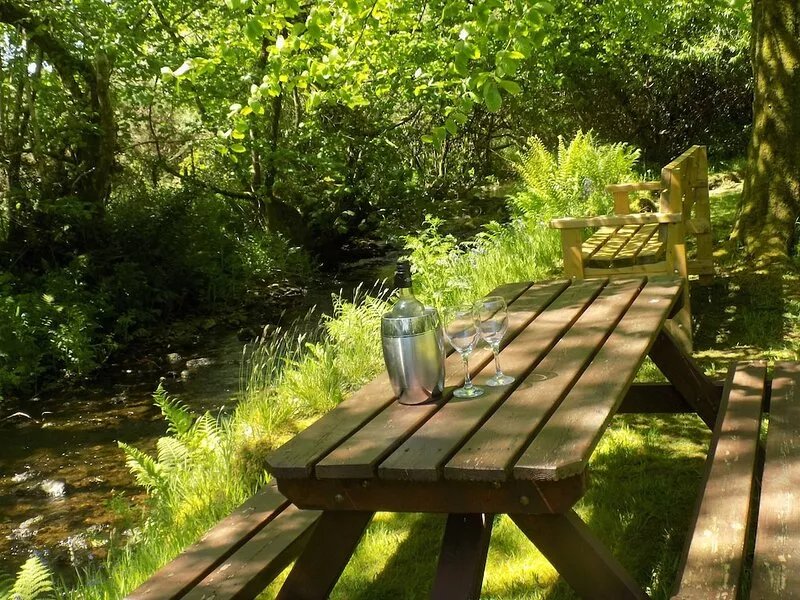 Lovely cottage situated in 40 beautiful acres