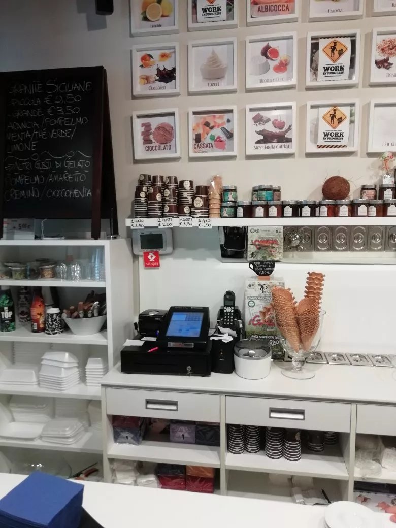 Dolce Freddo - gelateria caffetteria yogurteria