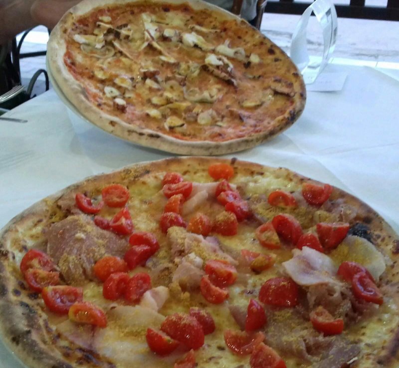 Lo Scoglio Bianco Bar Pizzeria Ristorante