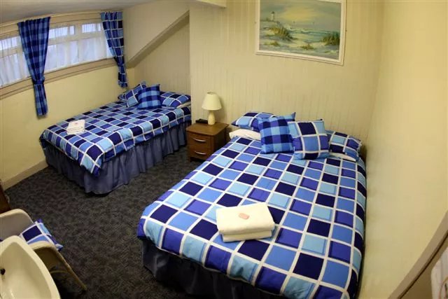 Lolly's Hotel