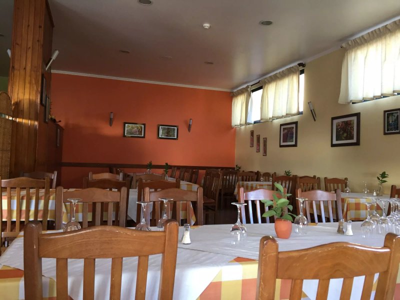 Residencial Familia Restaurant
