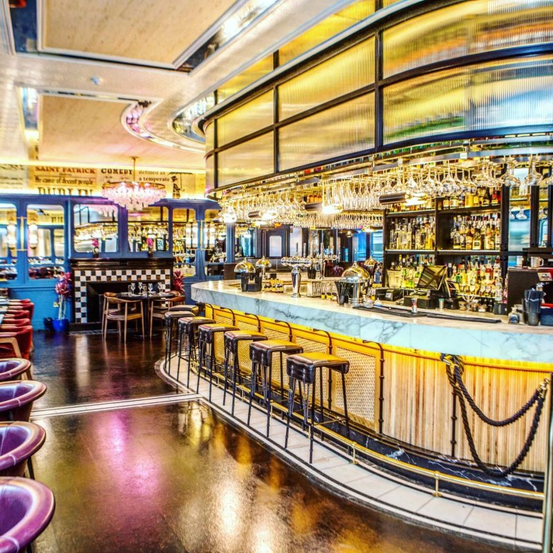 Zozimus Bar