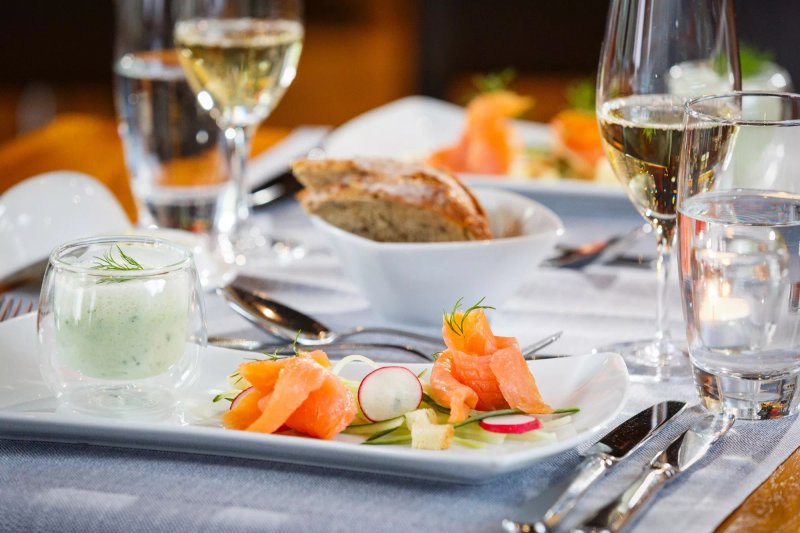 Restaurant elements