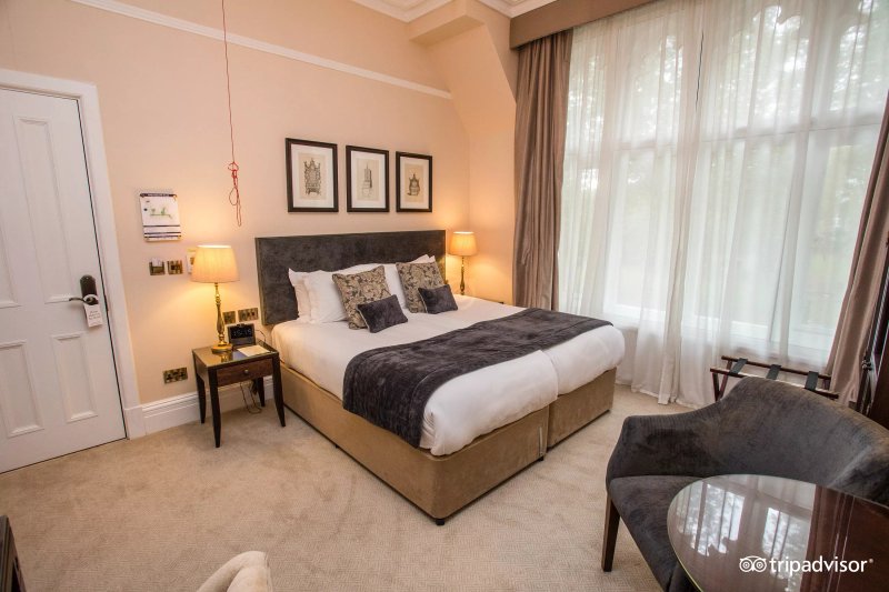 St Paul's Hotel