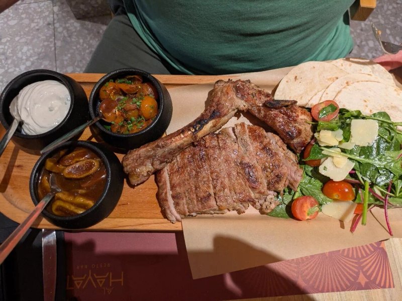 Al Hayat Resto Bar