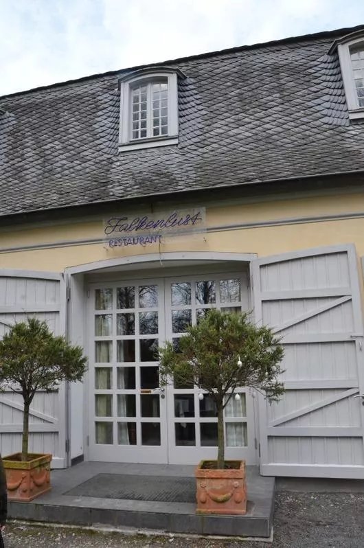 Schloss Falkenlust