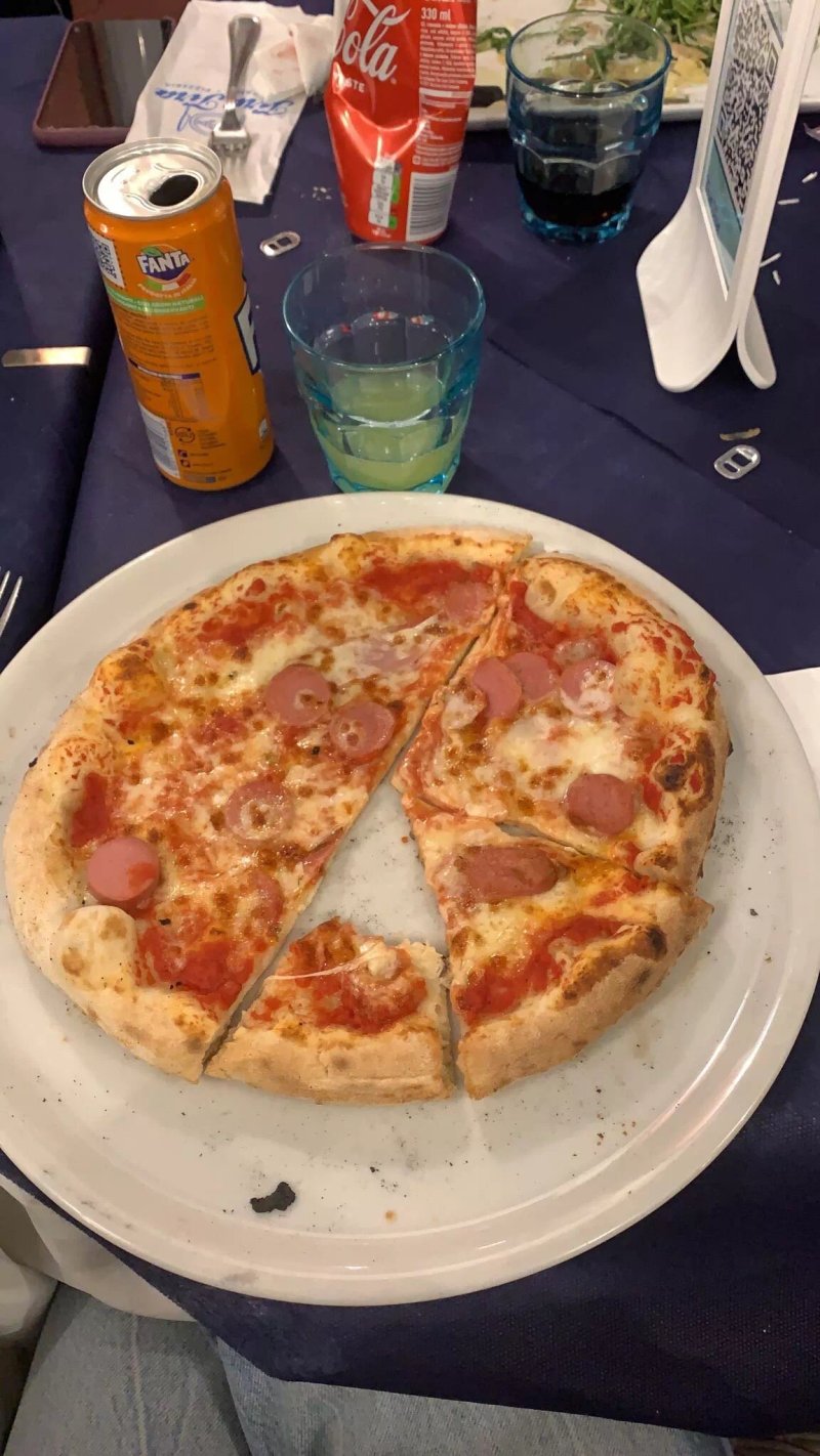 Ristorante Pizzeria TIRA TIRA