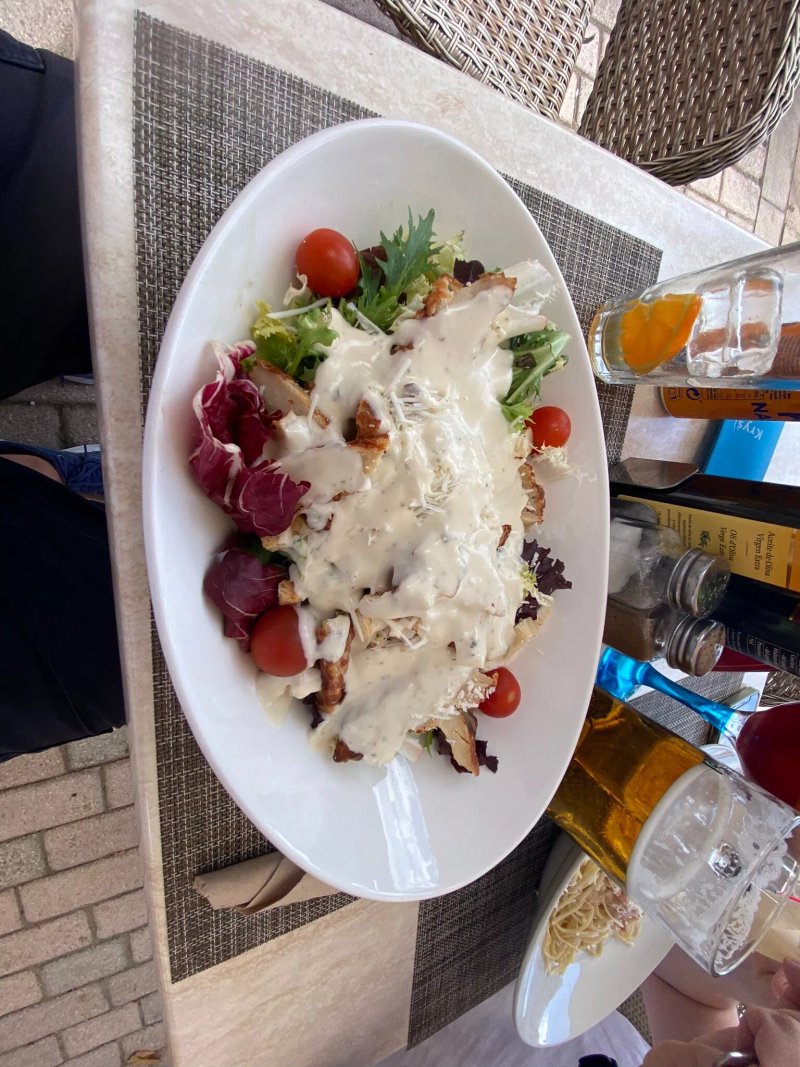 Plaza Uno Restaurant Grill