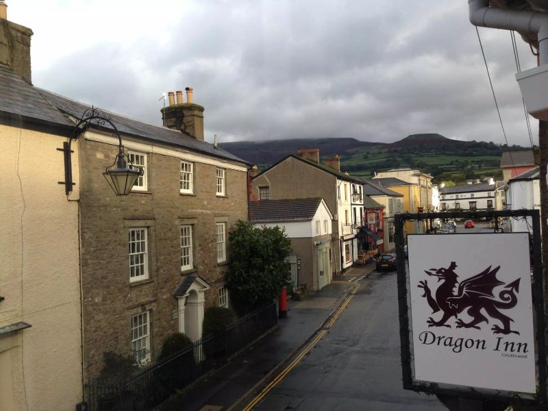 Dragon Inn Crickhowell