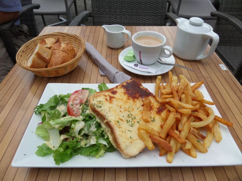 Restaurants & cafés