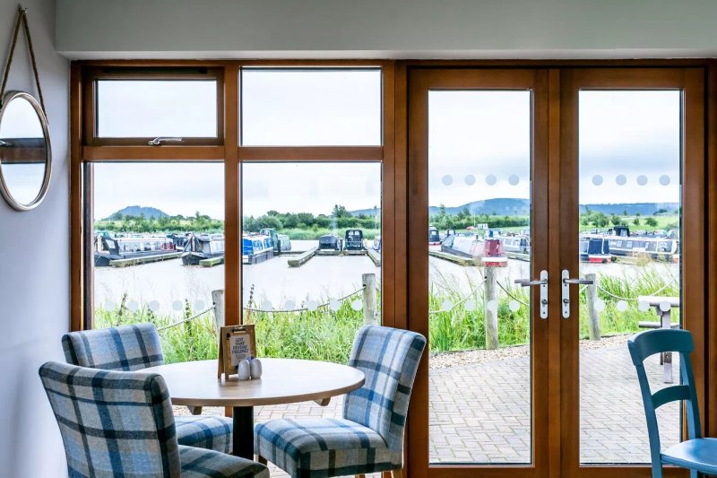 The Boathouse Cafe Bar