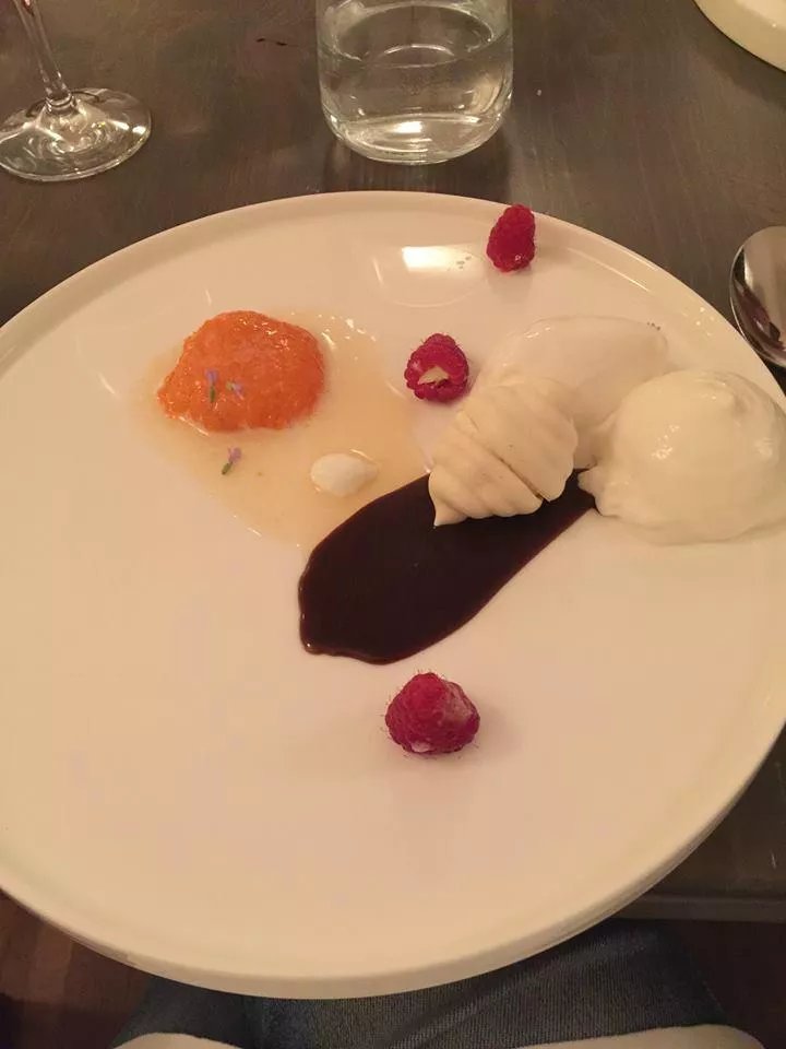 Restaurant August