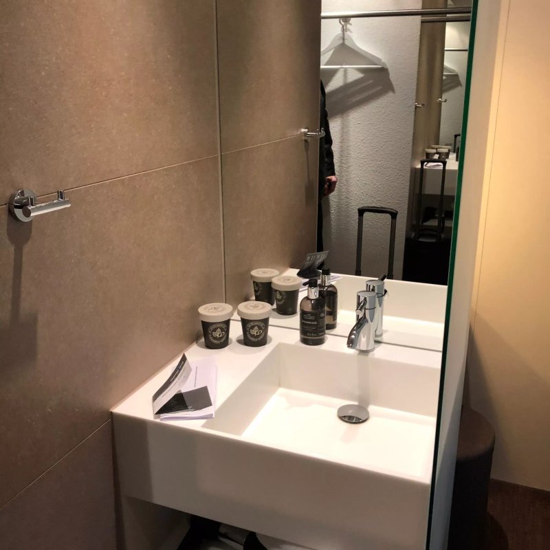 Hotel Motel One Frankfurt-airport